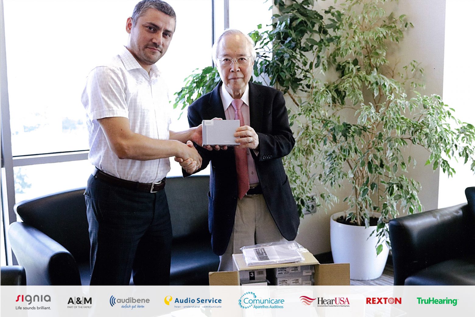 Sivantos Japan donated Hearing aids and batteries